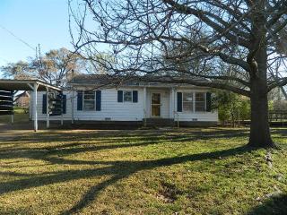 2626 Johnson St, Denison, TX 75020-1422