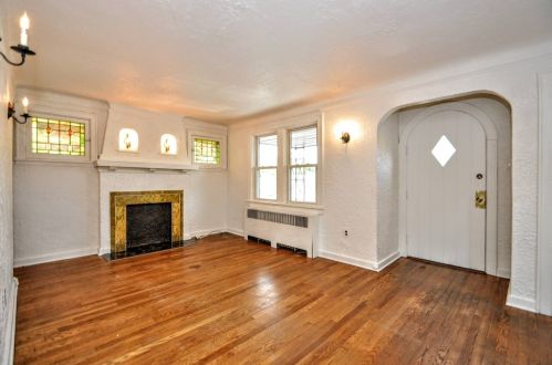 2046 Jacob St, Pittsburgh PA 15210-2451 exterior