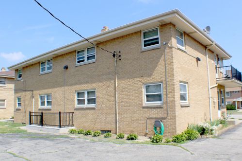 7909 Morgan Ave, Milwaukee, WI 53220-1062