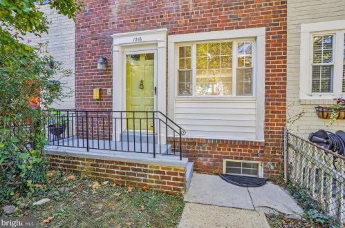 1216 Wilkes St, Alexandria, VA 22314-3540