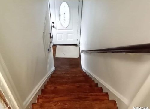 1101 Deer Park Ave, Babylon NY  11703-3107 exterior