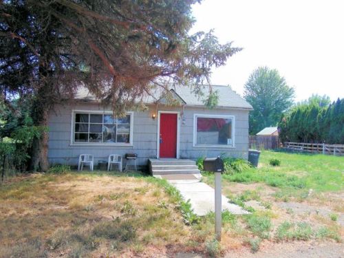 8506 Marion Ave, Yakima, WA 98903-9469