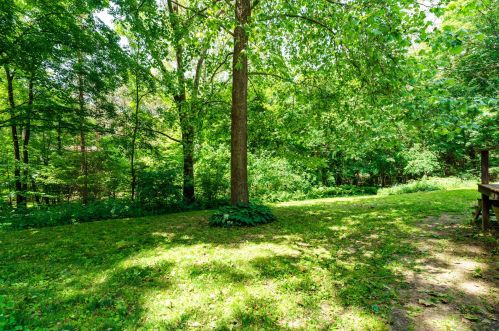 4624 1 St, Kalamazoo MI 49009-7943 exterior