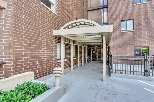 5600 Munhall Rd, Pittsburgh, PA 15217-2067