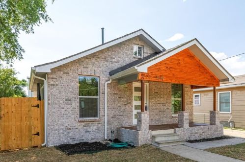 4019 Brundrette St, Dallas TX  75212-1717 exterior