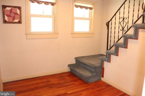 727 Chestnut St, Limerick PA 19468-2117 exterior