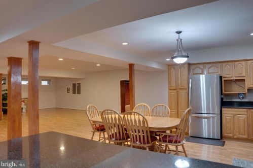 15529 Holly Grove Rd, Silver Spring MD 20905-3815 exterior