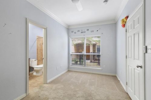 3111 Cedarplaza Ln, Dallas, TX 75235-8587