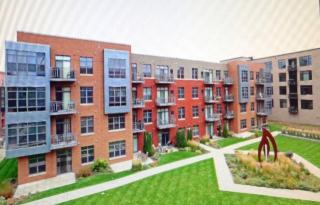 425 Menomonee St, Milwaukee WI  53202-6139 exterior