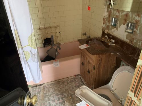 2432 73rd St, Chicago IL 60638-5918 exterior