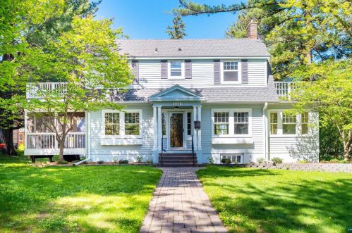 1114 Chester Park Dr, Duluth, MN 55812-1139