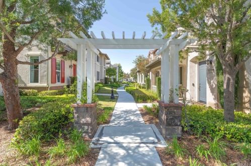 40222 Ayer Ln, Temecula CA 92591-2507 exterior