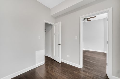 3750 Cermak Rd, Chicago IL  60623-3013 exterior