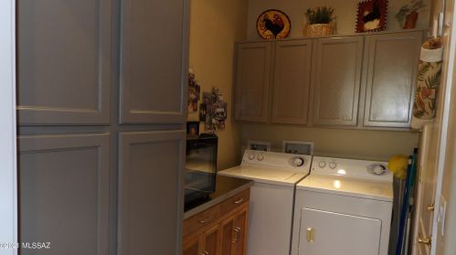 561 Knotwood St, Green Valley AZ 85614-5971 exterior