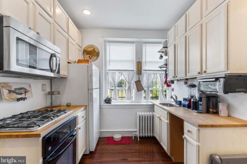 529 56th St, Philadelphia PA  19143-1925 exterior