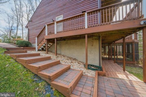 6251 Stephen Reid Rd, Huntingtown MD 20639-8942 exterior