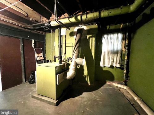 1318 Howard Ave, Primrose PA 17901-3418 exterior