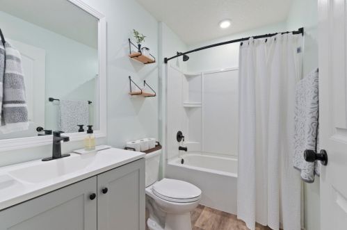 307 Camrose St, Fort Pierce FL  34983-1529 exterior