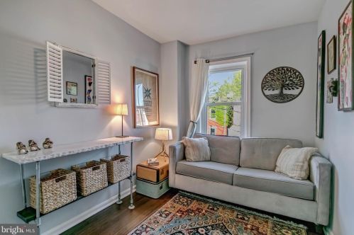 2263 12 Pl, Washington DC 20002-6355 exterior