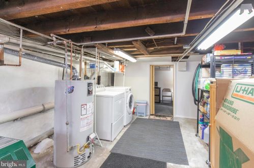 430 Leverington Ave, Philadelphia PA 19128-3315 exterior