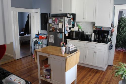 556 Elm St, Woonsocket RI 02895-3508 exterior