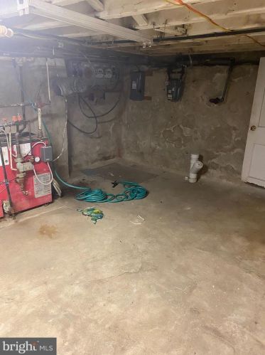 1924 4 St, Philadelphia PA 19122-2206 exterior