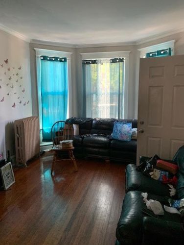 6241 Troy St, Chicago IL 60629-2810 exterior