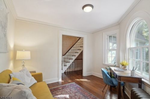 13 Cres, Maplewood NJ 07040-2708 exterior