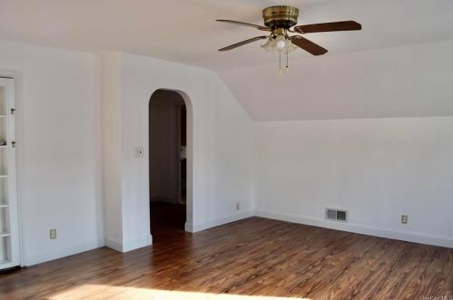 83 Sheridan Ave, Mount Vernon NY 10552-1407 exterior