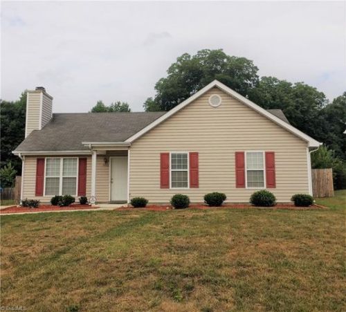 4400 Pleasant Valley Rd, Greensboro NC  27406-8052 exterior