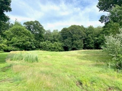 62 Dudley Rd, Sutton MA 01590-3037 exterior