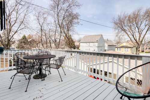 5330 Winnemac Ave, Chicago IL 60706-3407 exterior