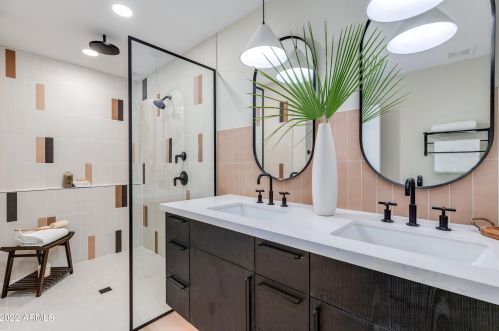 4232 31st St, Phoenix AZ  85016-5819 exterior