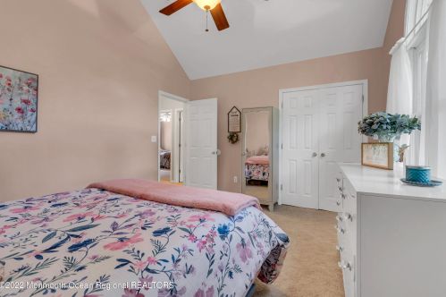 5 Dickens Ct, Jackson Twp NJ  08527-2844 exterior