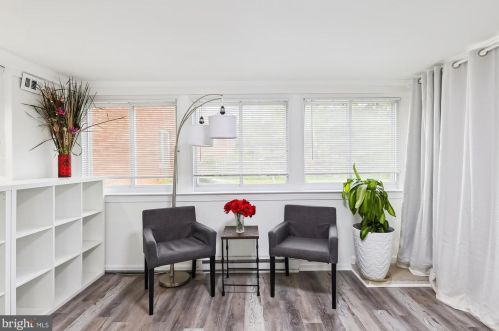 5117 Mount Vernon Memorial Hwy, Alexandria VA  22309-3319 exterior