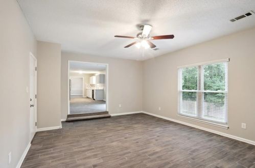 6410 Castle Downs Trce, Lithonia GA  30058-3134 exterior