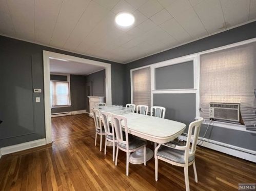 261 Seymour Ave, Newark NJ  07112-1633 exterior