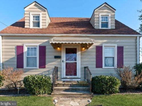 172 Thropp Ave, Trenton, NJ 08610-3521