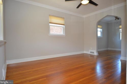 132 Lynhaven Dr, Alexandria VA  22305-3105 exterior