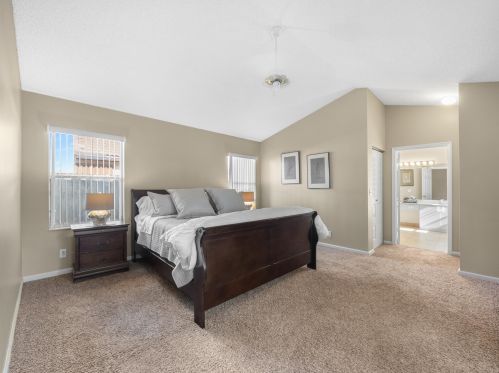 5645 Descartes Cir, Boynton Beach FL 33472-2425 exterior