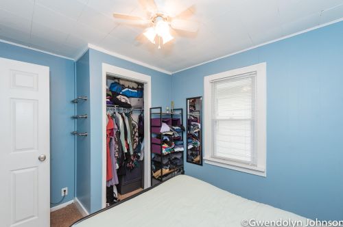 1321 Whiting St, Wyoming MI  49509-1052 exterior