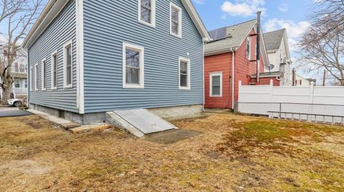 143 Bennett St, Woonsocket RI  02895-4618 exterior