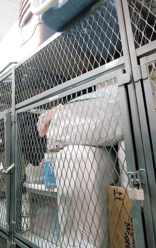 4420 Clark St, Chicago IL  60640-7584 exterior