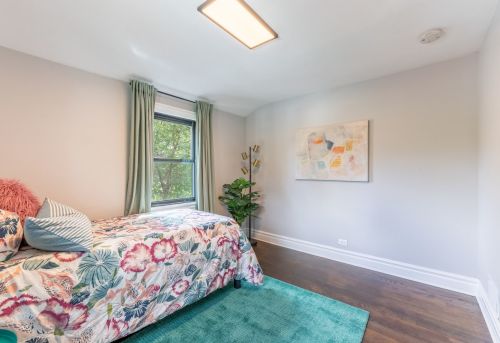 2301 17 Ave, Broadview IL 60153-2904 exterior