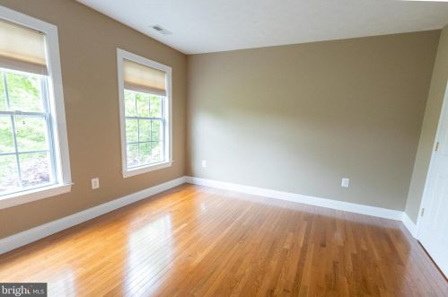 22184 Long Bow Dr, California MD 20619-2244 exterior