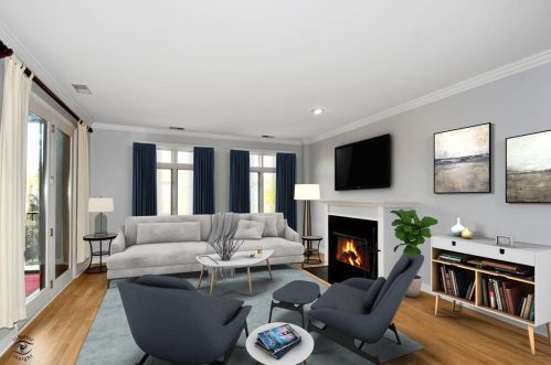 2230 Lincoln Ave, Chicago IL  60614-3718 exterior