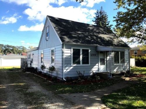 11709 Komensky Ave, Chicago, IL 60803-1631
