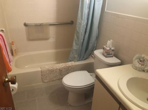 404 Chestnut St, Newark NJ  07105-2467 exterior