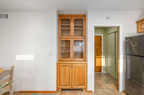 1458 Olympic Club Dr, Tucson AZ  85710-7250 exterior