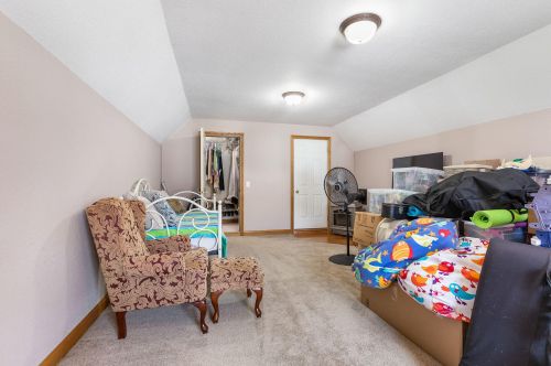 1061 Robinhood Dr, Meskegon MI  49445-2075 exterior